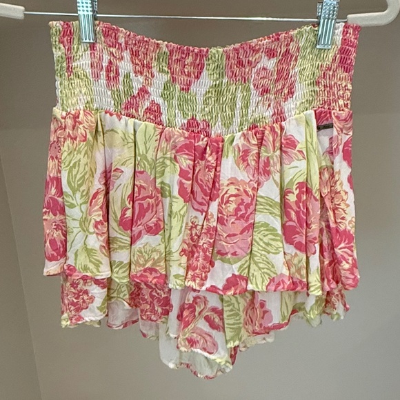 NWOT Maaji Floral Skort (Size M) - Picture 5 of 10